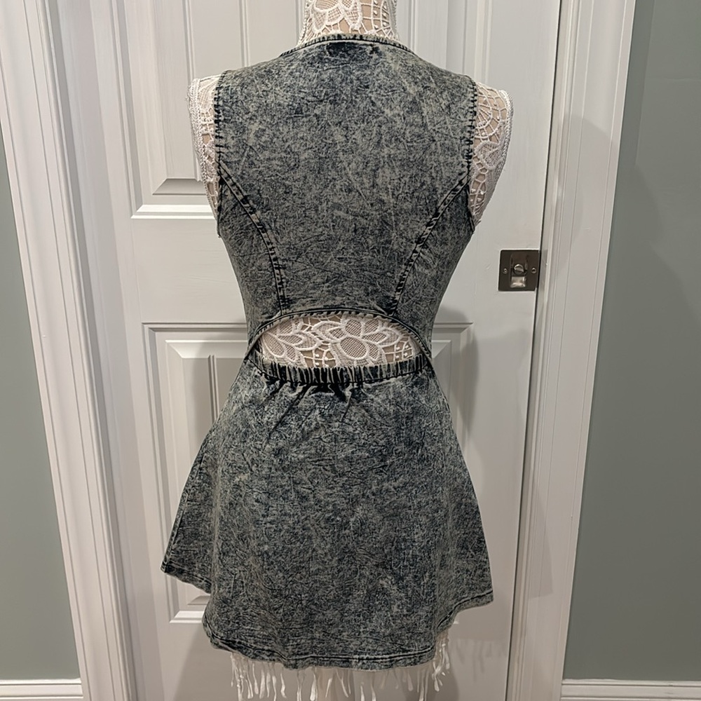 Mini Dress by 36 Point 5 - Picture 4 of 5